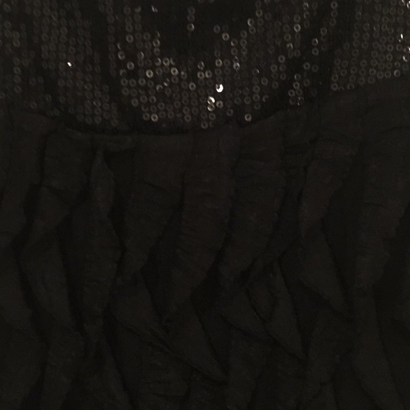 J.T.B. Black tank. Size M - Picture 2 of 3